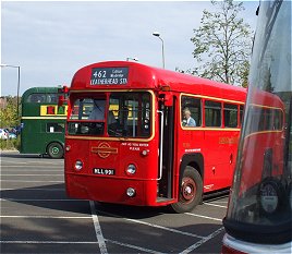 RF354 on 462, Leatherhead