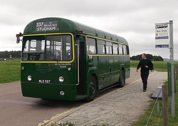 RF308 on 337 at Dunstable Downs