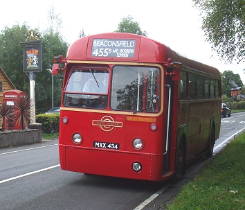 RF457 on 455B at Wooburn Common.