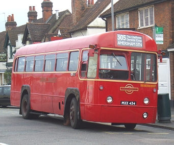 RF457 on 305 at Beaconsfield.