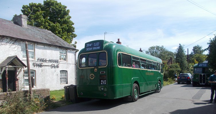 RF679, T792 on 394D at Oxford Street