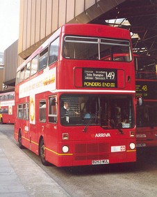 M1253 at London Bridge Stn, March 2000
