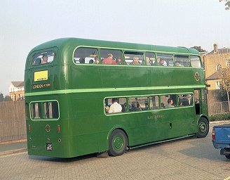 RCL2260 setting off from Southfleet