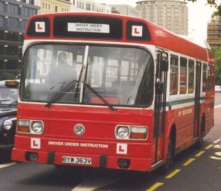 LS363, Hyde Park Corner, June 1998