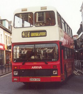 M&D5904 in Bromley, Feb.2001