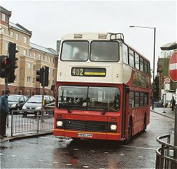 M&D5908 in Bromley, April 2003