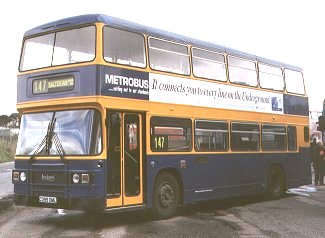 Metrobus 395 at Cobham, April 1998