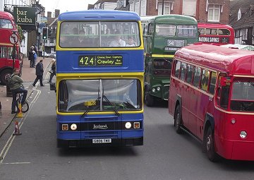 Metrobus 806 at East Grinstead Running Day, April 2012
