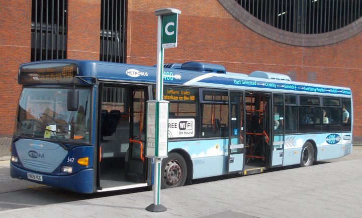 547 on 400 at Redhill Bus Stn