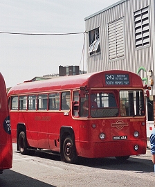 RF457 at Potters Bar.