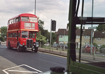 RT1702 on 29B, Mutton Lane.