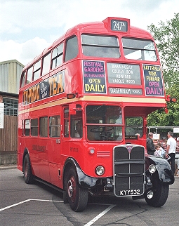 RT1705 at Potters Bar.