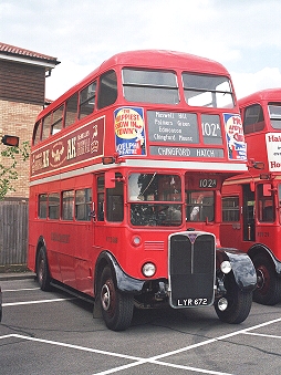 RT2688 at Potters Bar.