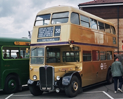 RT4712 at Potters Bar.