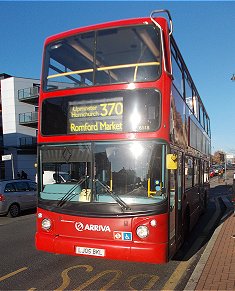 6118 on 370, Upminster