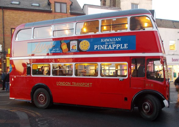 RT8 at Gravesend Station