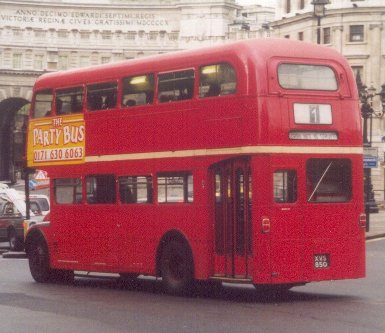 RM1083 crosses Trafalgar Square.