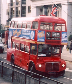 RM1218 on 9 to Aldwych, March 2008
