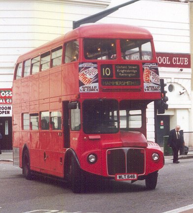 RM646 on 10, Kings Cross, September 2001