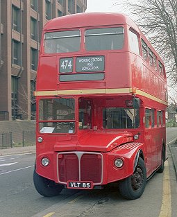 RM85 at Woking Station