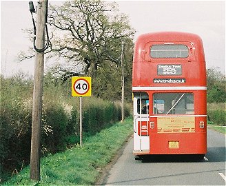 RML2389 on 477 duty, Cobham, April 2008