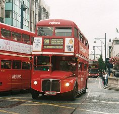 RML2393 on 98, Oxford Circus, July 2003