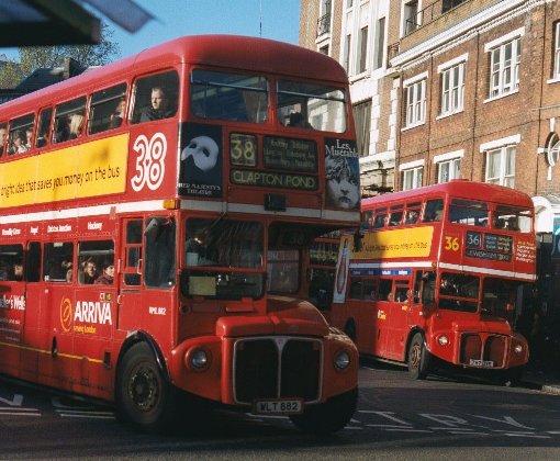 RML882  on 38, Victoria