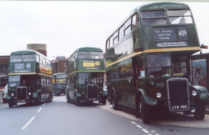 RTL1256 and green RTs at King Street, April  2000