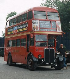 RT1790 at Sidcup, June 2002