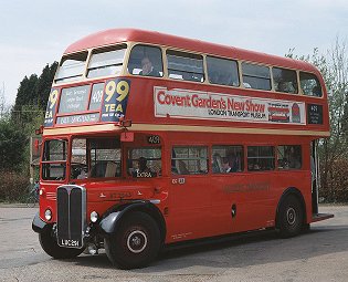 RT2043 at Forest Row, April 2002