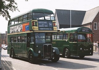 RT2083 at Hertford, June 2002