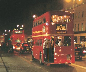 RT3871 on 6 on Strand, March 2004