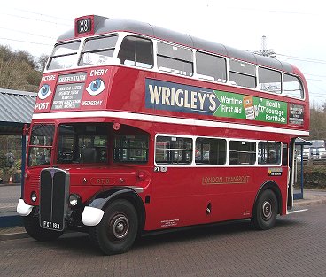 RT8 on X81 at Lakeside, December 2012.