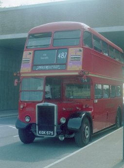 RTW75 on 487 at Ebbsfleet Stn, July 2006