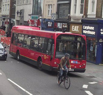 ELS6 on 42, Liverpool Street Stn