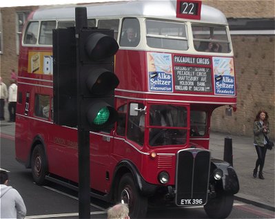 , RT1 on 22, Shoreditch High Street