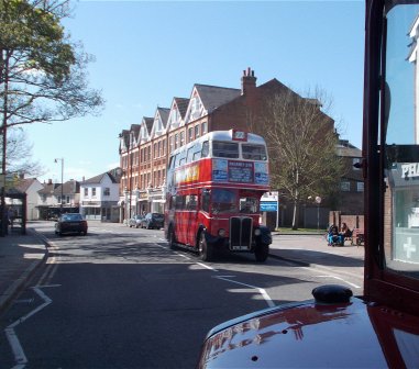 RT1 on 462, Weybridge 