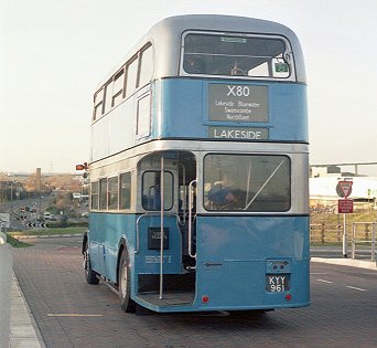 RT3232 leaves Greenhithe Station.
