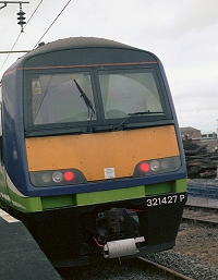 321427 at Watford Junction.
