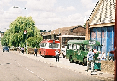 BL49 and GS15, Swanley Garage.