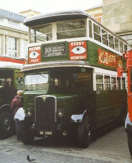 ST821 at Covent Garden 12/98