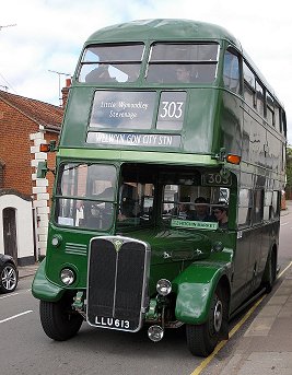 RT3254 on 303, Welwyn Church