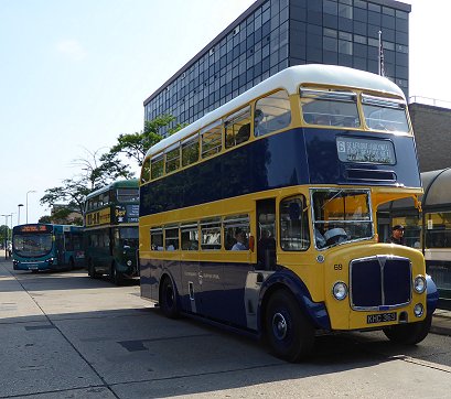E69 on 390 at Stevenage Bus Station 