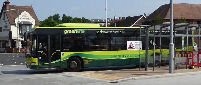 Green Line Citaro at Hatfield