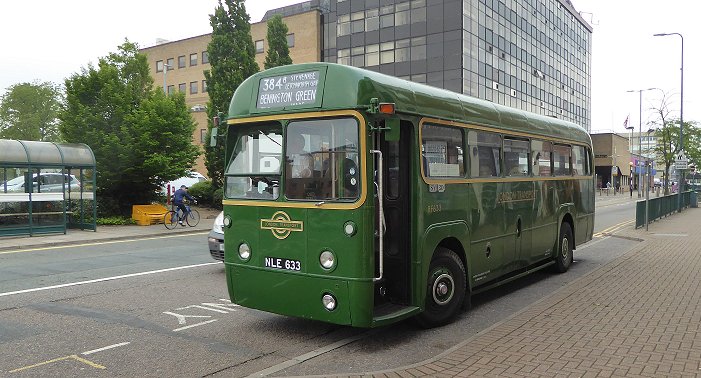 RF633 on 384B at Stevenage Bus Stn