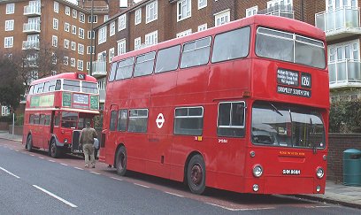 RT3062 and DMS1868 at Eltham