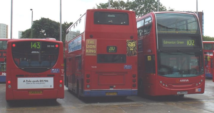 TA 105 on 210 to Finsbury Park, September 2010