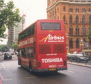 119 at Kings Cross, June 1998