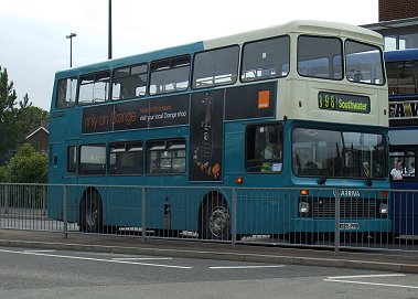 5925 at Crawley on 898, September 2009