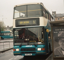 5150 at Watford Junction on 5, April 2004